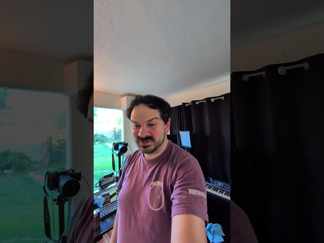 I'm blue daba de Dubai dye #painting #studiovlog #streaming