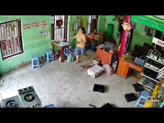 M7.9 Earthquake Hits Computer Store, Mandalay, Myanmar