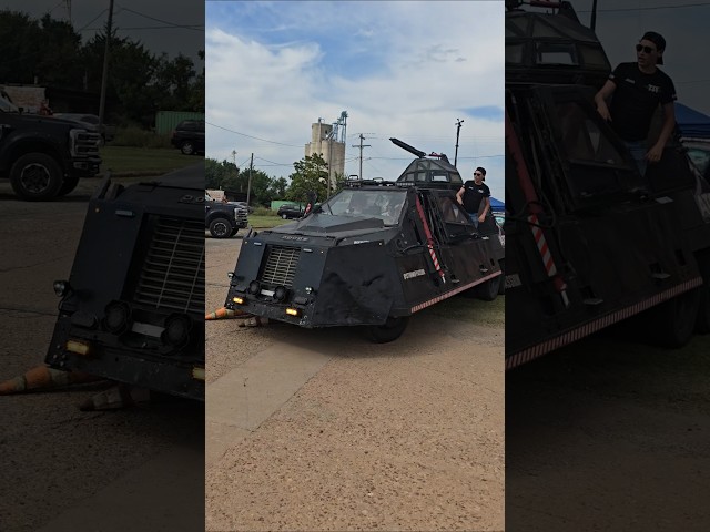 when the #stormchasers roll out from the car show to the parade in Wakita, OK #tiv2 #shorts