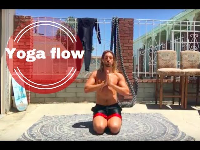 4-Min Strong Vinyasa Yoga Flow [Simple Workout]
