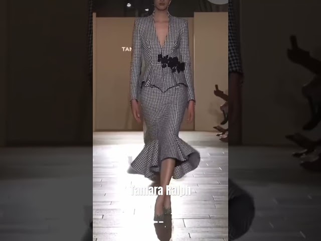 #springsummer #2025 #readytowear #runwayshow #parisfashionweek #paris #fashiondesigner