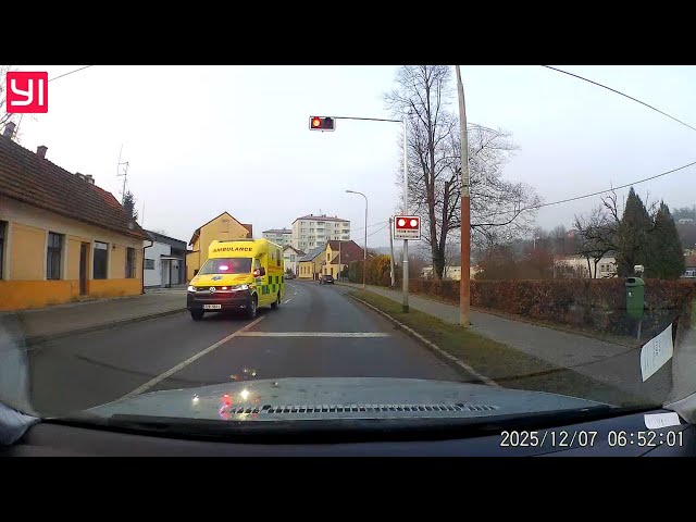 Youngtimer na cestách - sanitky speciál 2