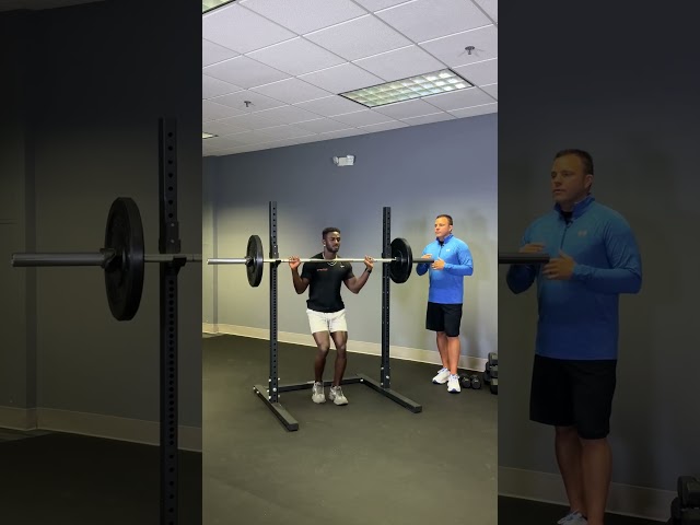 How to perform a barbell strict press
