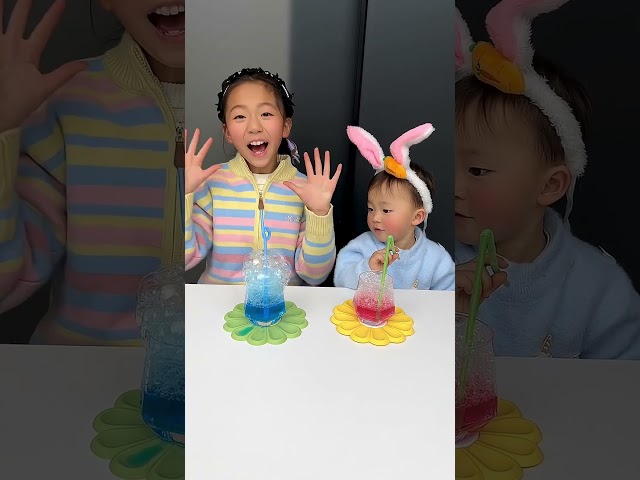 Who can finish their drink first ! #ProductRecommendation #FunFamily #funny