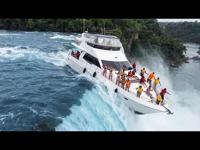 Idiots In Boats Caught on Camera