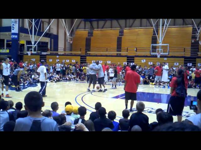 ‪Kobe Bryant 360 dunk at 2011 Kobe Camp!!!!!!!!!!!!!!!!!!!!!!!!!!!!!