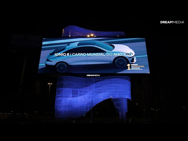 Portugal’s Largest Urban Digital Signage | Powered by AOTO AD Series