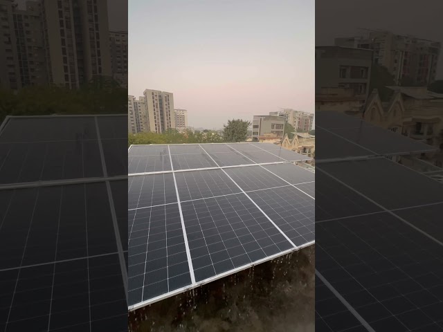 Clean panels. Clear power. ☀️💧 साफ पैनल. ज़्यादा पावर. ☀️#SolarPanelCleaning#CleanSolar#SolarPower