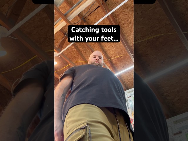 Having good reflexes in the workshop #maker #diyprojects #woodworking