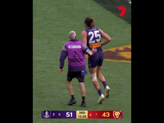 Massive blow for Freo and Alex Pearce this was 😳