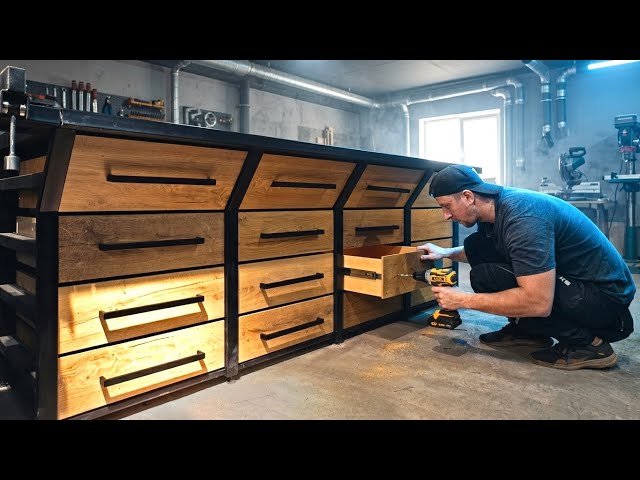 I made a cool storage system in the workshop