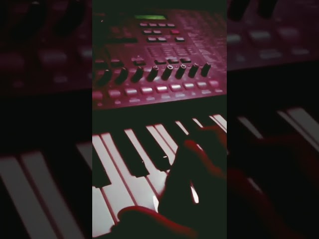 Underworld - Dark Train (Korg MS2000B Keyboard) #underworld #techno #rave #synthwave