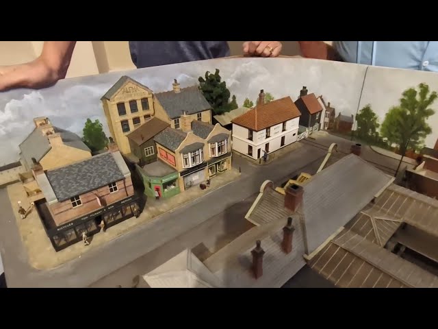 'Sutton-on-Sea' | Re-Introducing the OO Finescale Exhibition Layout | Episode 1