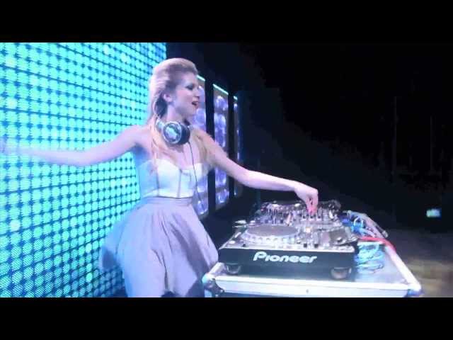 DJ Liz Candy @ DJ Festival, Bolivia