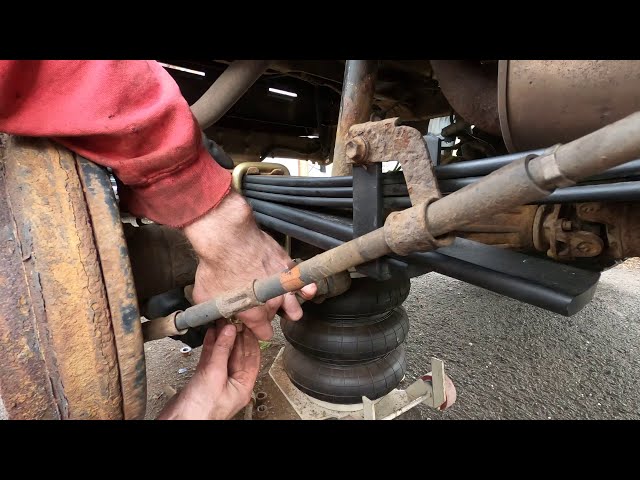 2015 Hilux leaf spring replacement - Random Jobs