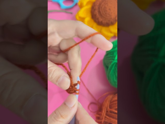 Crocheting #crochet #viralshort #viralvideo #shorts