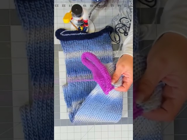 DIY Infinity Scarf: Removing Waste Yarn on Sentro / Addi