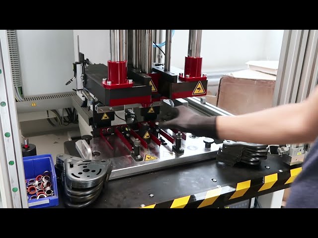 BUSHING MACHINE FOR GUSSET I Titgemeyer Tools&Automation