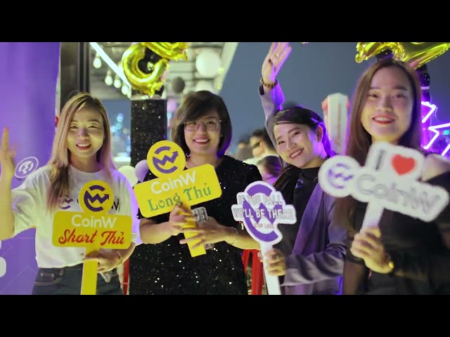 CoinW's 6th Anniversary in Vietnam Recap  🎂🧸💲🎁🪟