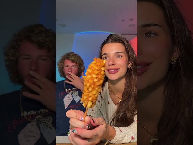 Late night snack with mommy @arikytsya and poppy