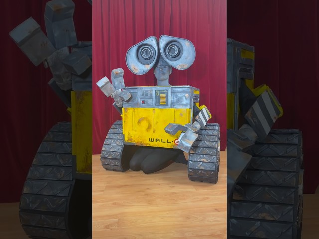 The making of WALL•E #cosplay #disneypixar #disney #halloween #halloweencostume #costume #diycrafts