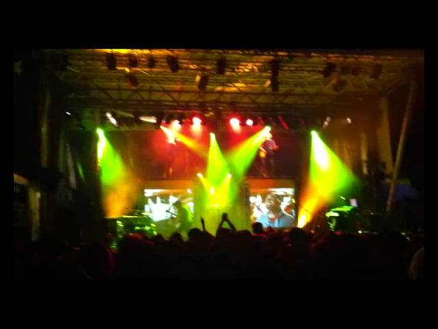 Les Ogres de Barback - Jojo - Live @ Festival Toumélé 2011