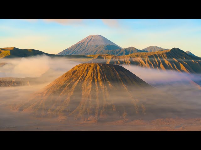 72 hours in East Java indonesia, Mount bromo + Mount ijen!!