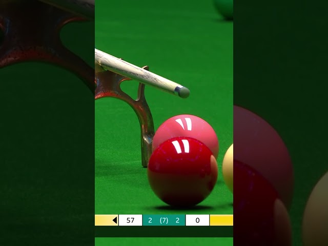 “Stop moving…” 👀 Safe to say it just wasn’t going Mark Williams’ way at the Welsh Open!
