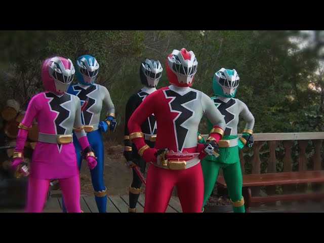Rangers V Internet Troll V Giant Evil Robot ⚡ Power Rangers: Kids Force ⚡ In Real Life Ninja Skills