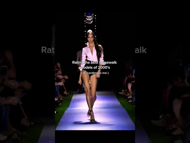 RATING THE MOST ICONIC 2000s HORSEWALKS ✨😮 #fashion #model #supermodel #catwalk #edit #shorts