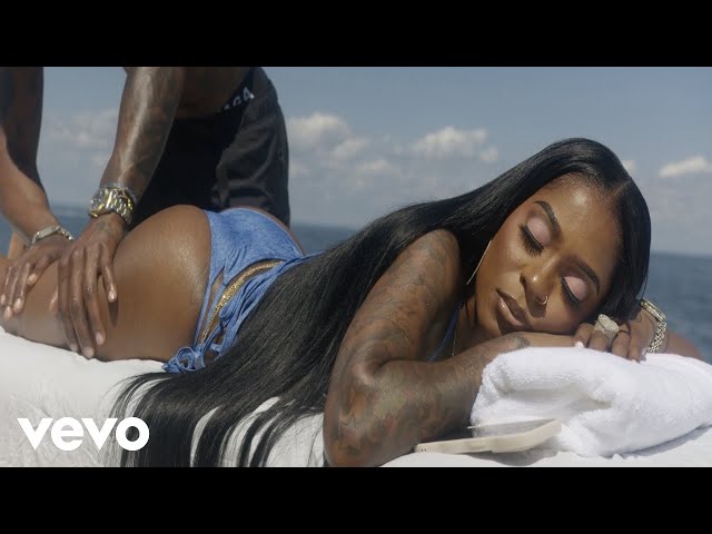 Tina (Hoodcelebrityy), Shatta Wale - YKTV (You Know The Vibes)