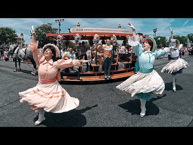 Main Street Trolley Show in VR180