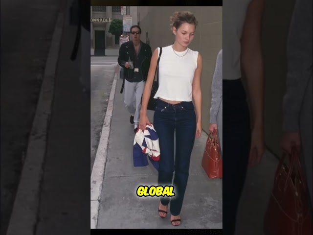 Kate Moss: O Segredo do Estilo "Messy" dos Anos 2000 Revelado! #shorts