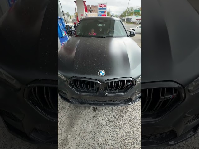 How much does it cost to fill a BMW X6M