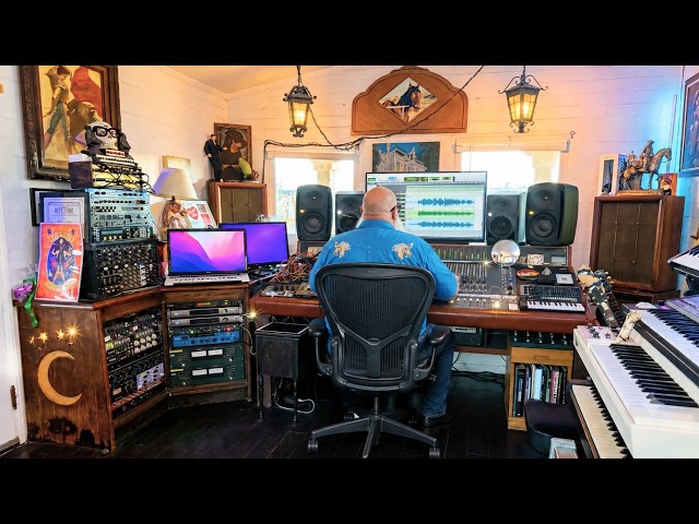 Inside the Studio where Queens of the stone age Recorded