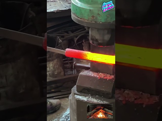 Glowing Steel Shaped! The Enormous Power of the Air Hammer 💥🔥