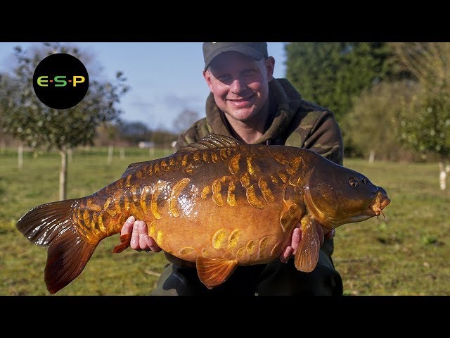ESP - Kev Hewitt - Bait fishing at Bluebell