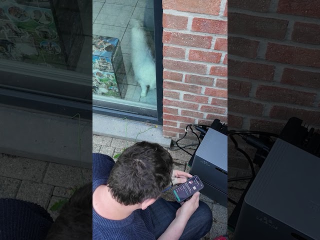 Zendure SolarFlow 2400 Pro — my workshop is killing my electric bill, I found the solution ⚡