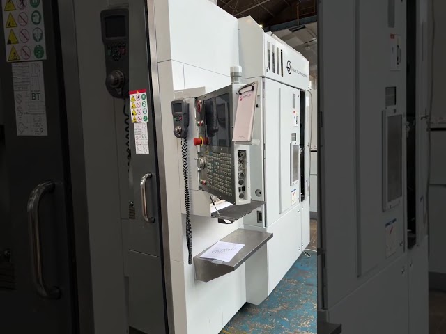 Haas UMC-750SS 5-axis machining center