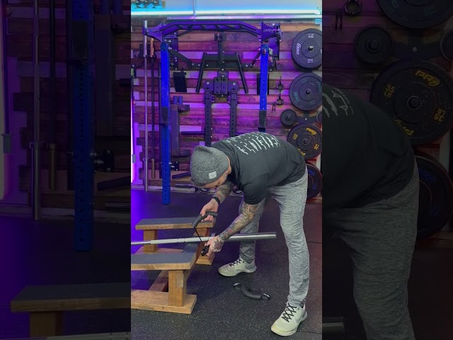 DIY t-bar row! Quick set up and super effective  #diyhomegym #garagegym
