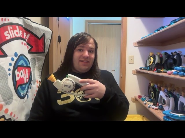 Unboxing THREE More Bop It! (2009) Units!