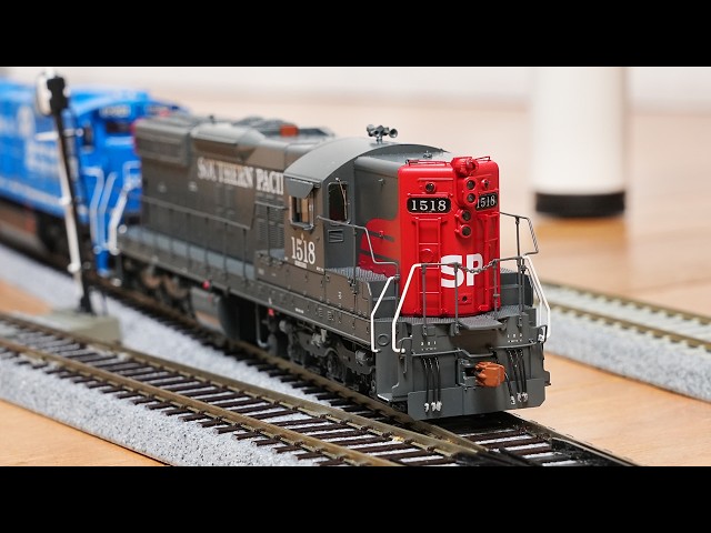 Southern Pacific SD7R HO Scale Unboxing