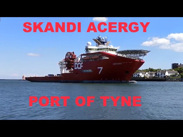 Offshore ROV Support Ship Skandi Acergy Enters Port of Tyne (Newcastle)