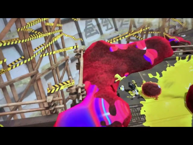 Octoling touching the ooze