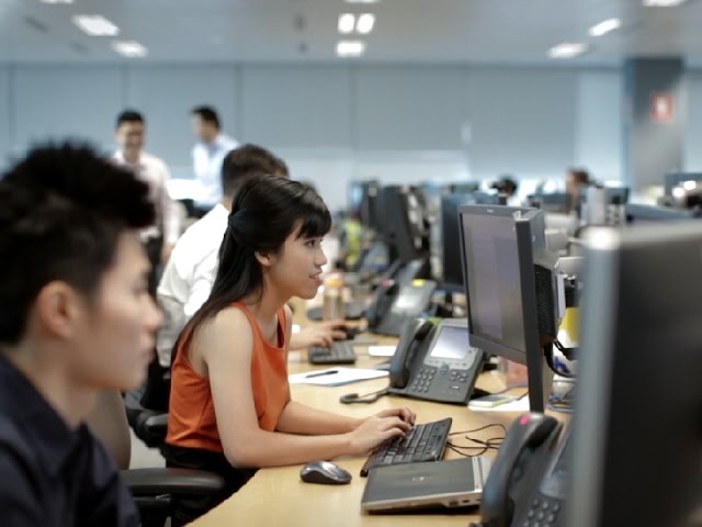 An SUTD internship brings you closer to your dream career (version 2)- 2015