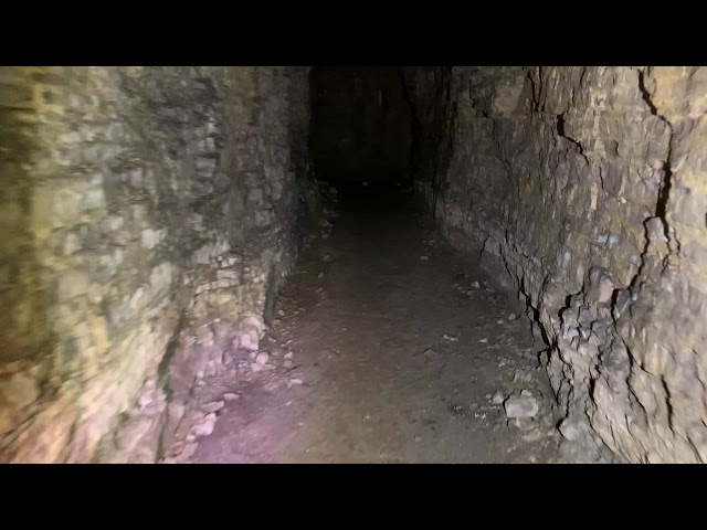 Schutzstollen 2.Weltkrieg | Lost Place