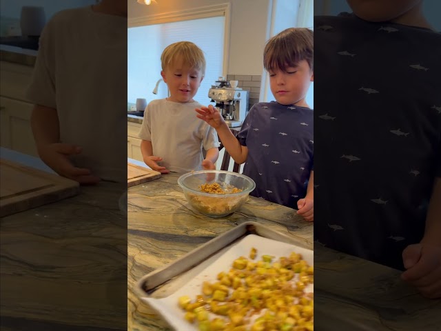 Fall Baking, Watercoloring & Gardening | Waldorf Kindergarten | Day 9