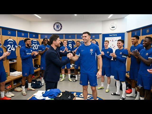 CHELSEA SQUAD GIVE EMILIANO MARTÍNEZ A HERO'S WELCOME! 😱 €7.5M DEAL COMPLETED!