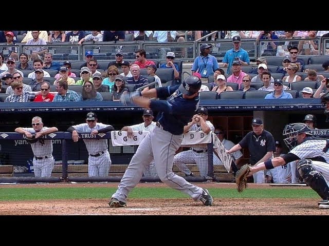 TB@NYY: Johnson gives the Rays the lead with a single