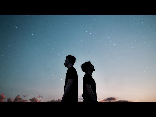 Petit Biscuit & Møme - Gravitation ft. Isaac Delusion